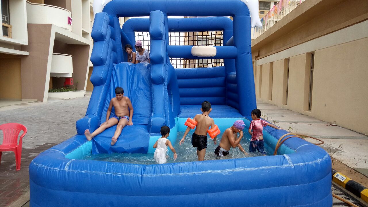  Swimming Pool in bani park